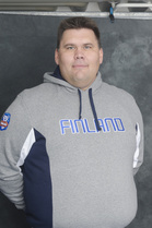 Mika Eloranta johtaa Suomen naisten maajoukkuetta ensimmäistä kertaa lauantaina.