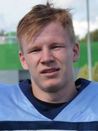 Jaguaarien linjapuolustajakolmikon Ville Rajalainen.