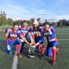 Vas. Tommi Puranen, Oskari Kurtti, Aleksi Statsevich ja Elias Id iloitsevat voitosta.