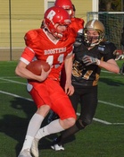 Pelinrakentaja August Wahlstein on yksi joukkueensa nopeimpia pelaajia.