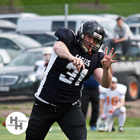 Aiemmin urallaan Niclas Carpelaan pelasi tukimiehenä kasvattiseurassaan Helsinki East City Giantsissa, mutta vuonna 2002 hän siirtyi pelinrakentajaksi ja ryhtyi samalla valmentamaan joukkueita, joissa pelaa. Lopputulos: käynnissä on 16. vuosi ja lauantaina 12. finaali.
Kuva: Hilarious Hobbit / Anu Tiilikainen