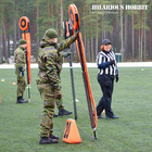 Santahaminassa ketjujengissä saa pukeutua kotijoukkueen fanituotteisiin. Kuva: Anu Tiilikainen