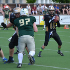 Porvoolaisvasuri Otto Kröger valmiina heittoon. Valokuva: Harri Seppänen