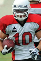 Veikko Vuorio Steelersin väkivahva pallonkantaja.Valokuva touchdown.fi